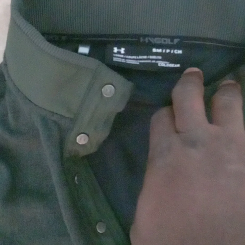 Under Armour Men's Forest Green Long Sleeve Shirt - Picture 5 of 13